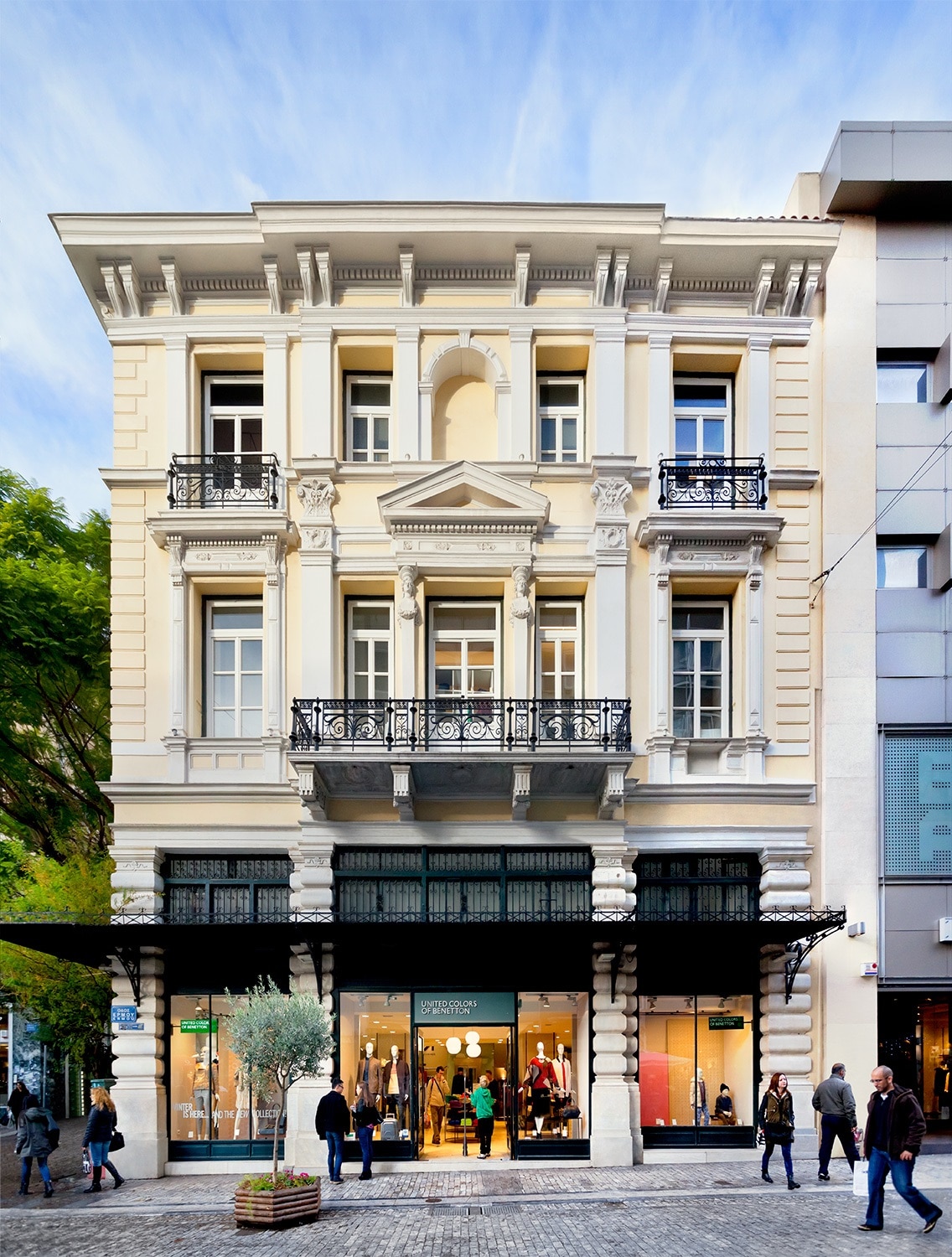 Commercial building at Ermou Street